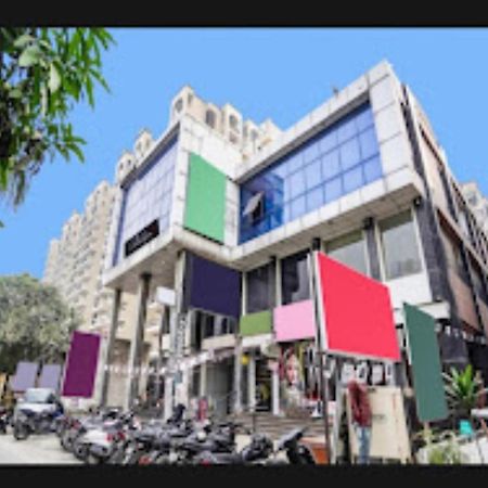 Chirag Hotel,Ghaziabad Eksteriør billede